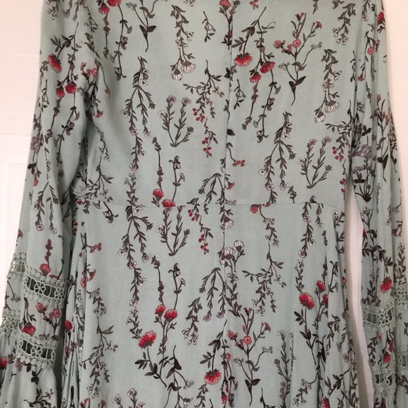 Altar’d state 👗 dress.... - Picture 4 of 4